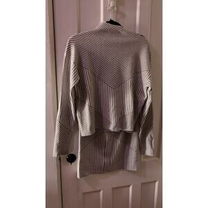 Rachel Zoe Hallmark Movie Set size S skirt and sweater set